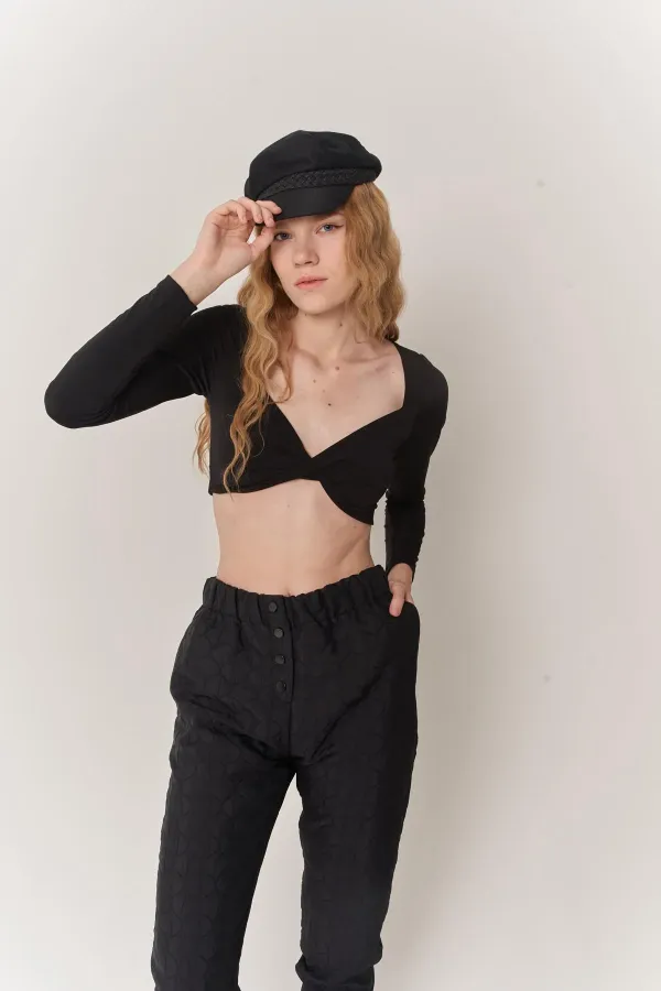 Crop Style Long Sleeve Wardrobe Blouse Black