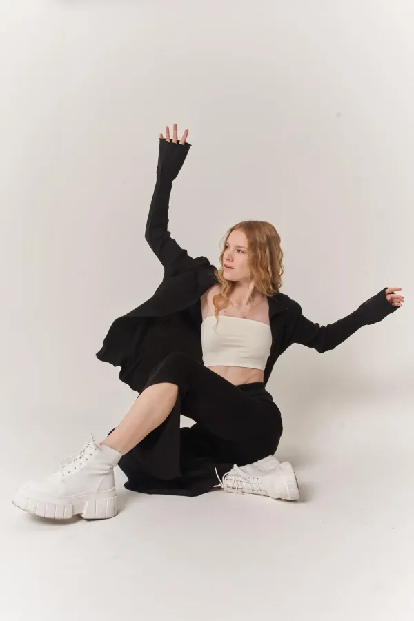 Women's Black Button-Down Oversize Loose Knit Cardigan and Pants Yordle Set