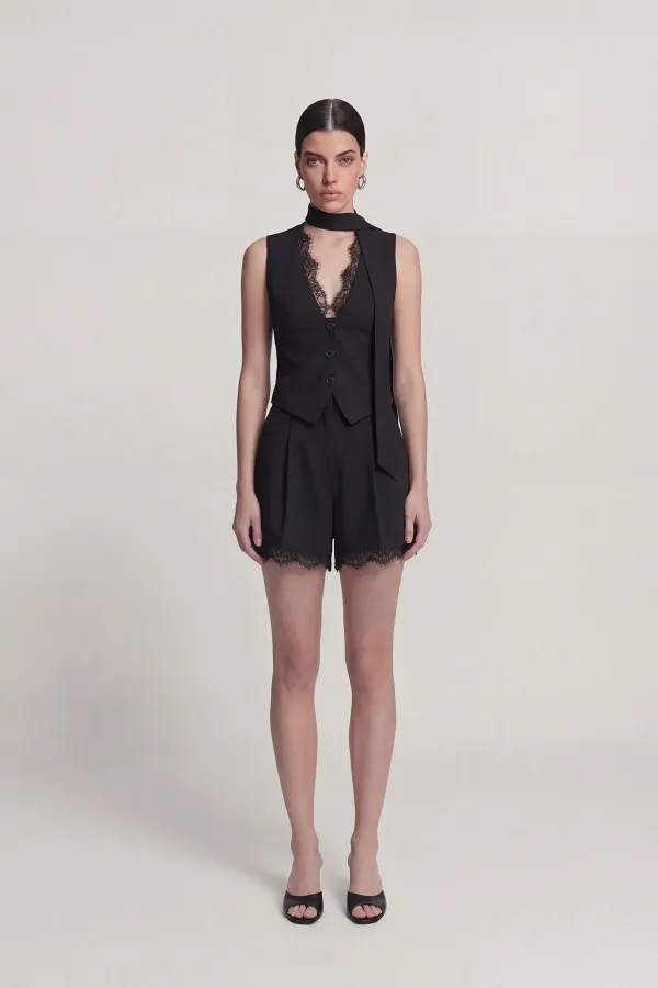 Short Nina en dentelle plissée taille haute, noir