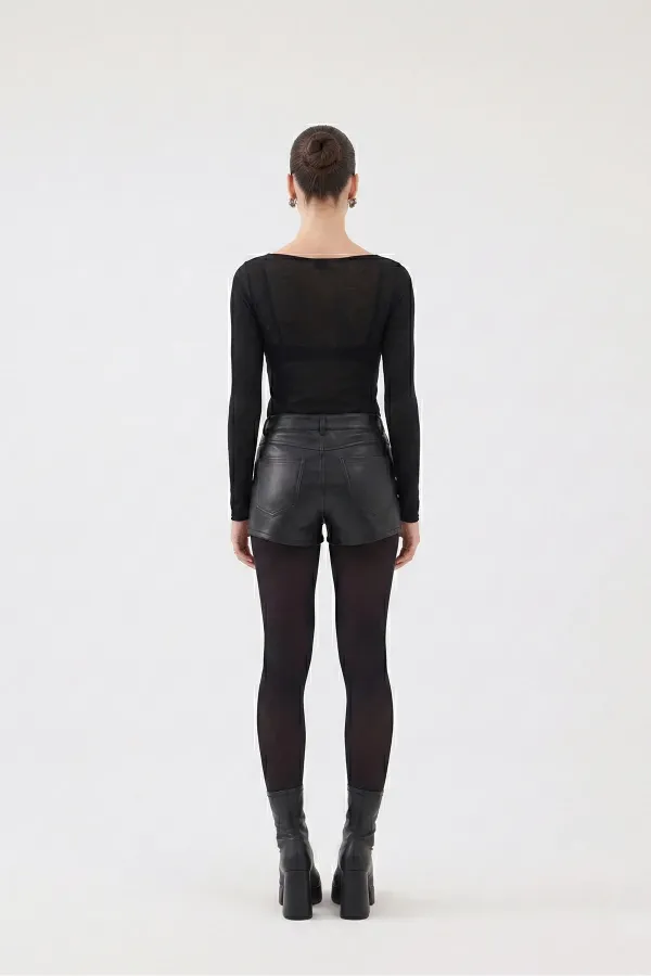 Chemisier Nikki en cachemire ultra doux à col bateau noir