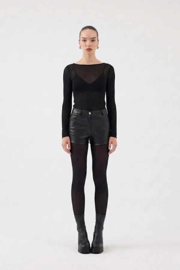 Short en cuir noir Meghan taille haute mini
