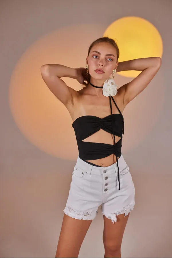 Distressed Jean Shorts White