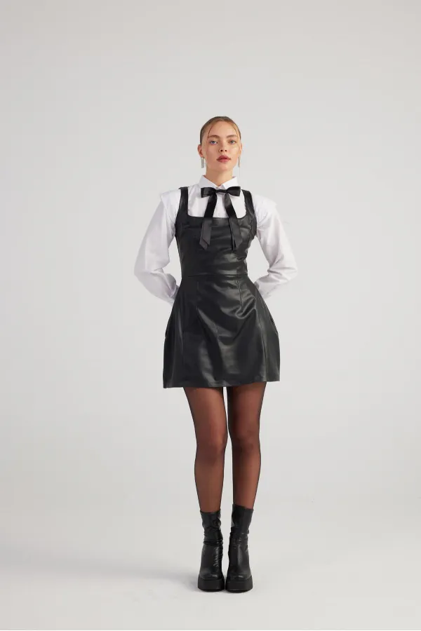 Larissa Elbise Siyah