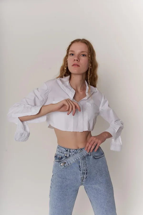 Kadın Beyaz Uzun Kol Düğmeli Crop Plank Gömlek