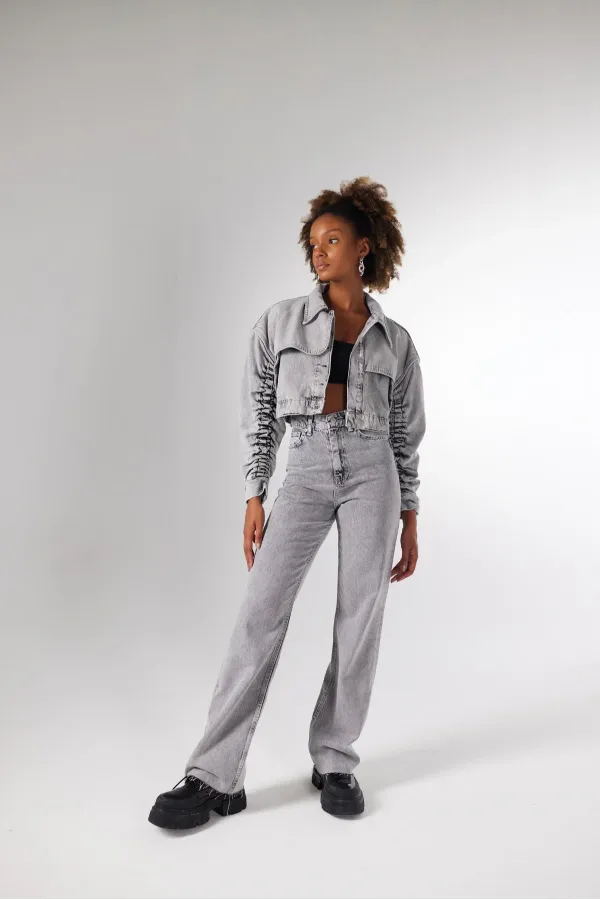 Crop Style Buttoned Crespo Jacket Grey