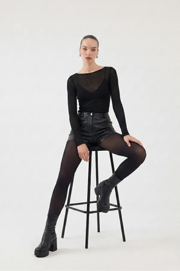 Chemisier Nikki en cachemire ultra doux à col bateau noir