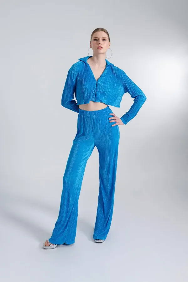 Comfy Crop Shirt Blue