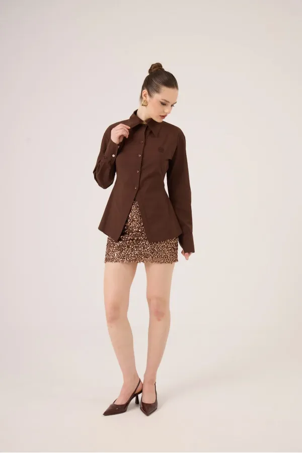 Chemise Paula cintrée à la taille, couleur café