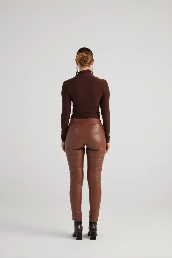 Pantalon en cuir marron Gina
