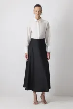 JUPE BASIQUE EN SATIN