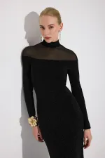 ROBE À MANCHES LONGUES AVEC DÉTAILS À PAILLETTES