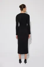 GOLD DÜĞMELİ KEMERLİ ÖRME ELBİSE