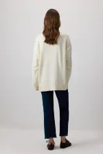 DÜĞME DETAYLI TRİKO KAZAK