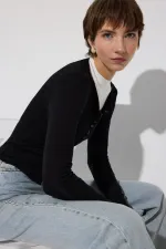 ÖNDEN ÇITÇITLI UZUN KOLLU BODY