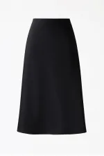 JUPE BASIQUE EN SATIN