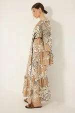 ROBE À CEINTURE EN CUIR À MOTIFS ROBE À CEINTURE EN CUIR À MOTIFS