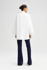 SHIRT WITH LACE DETAILS