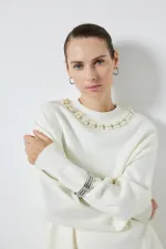 YAKASI İNCİLİ KAZAK