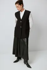 DÜĞME DETAYLI KREP YELEK