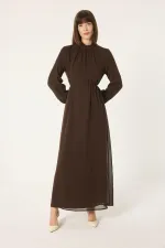 DİK YAKA ŞİFON ELBİSE