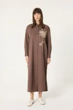 DOĞAL DOKULU NAKIŞLI GÖMLEK ELBİSE