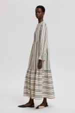 NATUREL DOKULU ÇİZGİLİ ELBİSE