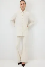CHEMISE EN CRÊPE À POIGNETS LARGES CHEMISE EN CRÊPE À POIGNETS LARGES