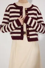 ŞARDONLU ÇİZGİLİ HIRKA