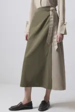 CONTRASTING COLORED SKIRT CONTRASTING COLORED SKIRT