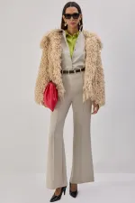 MANTEAU EN FAUSSE FOURRURE