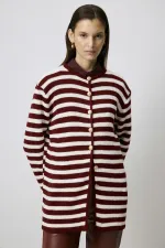 CARDIGAN LONG À BOUTONS DORÉS