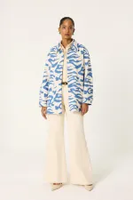 VESTE EN GABARDINE À MOTIFS