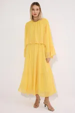 ROBE EN CHIFFON À VOLANTS