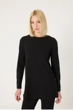 ENSEMBLE TUNIQUE ET PANTALON AVEC DÉTAIL DE BOUTONS-PRESSION