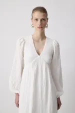 V YAKA GOFRE ELBİSE