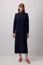 ROBE BASIQUE MOULÉE