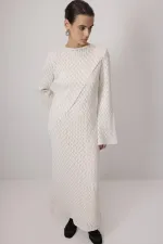 ROBE BRODÉE DOUBLÉE EN COTON