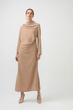 BÜZGÜLÜ KREP ELBİSE