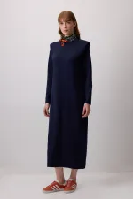 ROBE BASIQUE MOULÉE