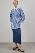 CHEMISE À COL ASYMÉTRIQUE AVEC TWEET