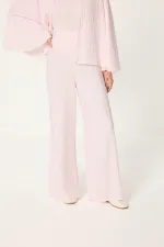 ENSEMBLE CHEMISE À CAPE ET PANTALON À JAMBES LARGES