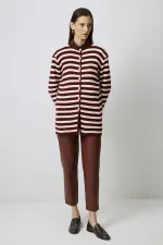 CARDIGAN LONG À BOUTONS DORÉS