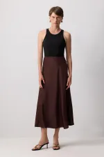 JUPE BASIQUE EN SATIN