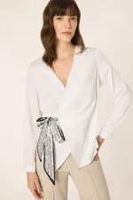 Tunique en satin à nouer sur le côté