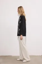 CHEMISE AVEC DÉTAILS DE BRODERIE