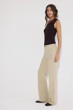 body à col de vélo et boutons-pression