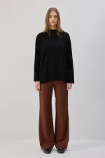 DİK YAKA BASIC TRİKO KAZAK