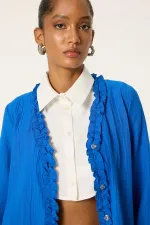 CLEAVAGE COVERING SHIRT COLLAR