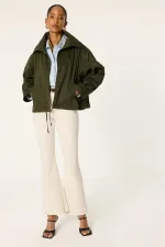 BELİ BÜZGÜLÜ CEKET