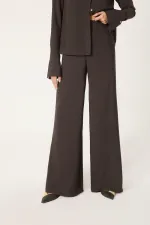 ENSEMBLE CHEMISE ET PANTALON AVEC CEINTURE